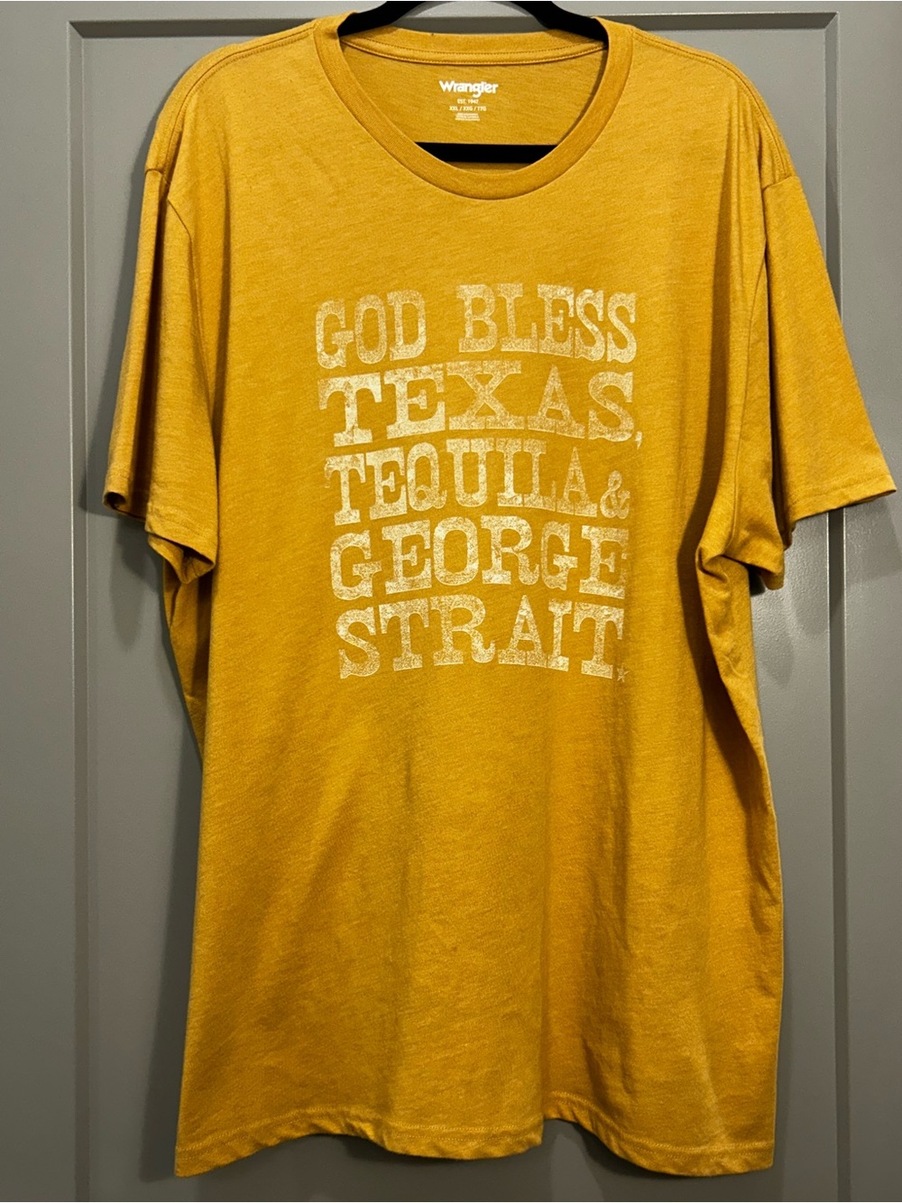 Wrangler | Short Sleeve Graphic Tee Shirt | Women’s | Golden Yellow | XXL